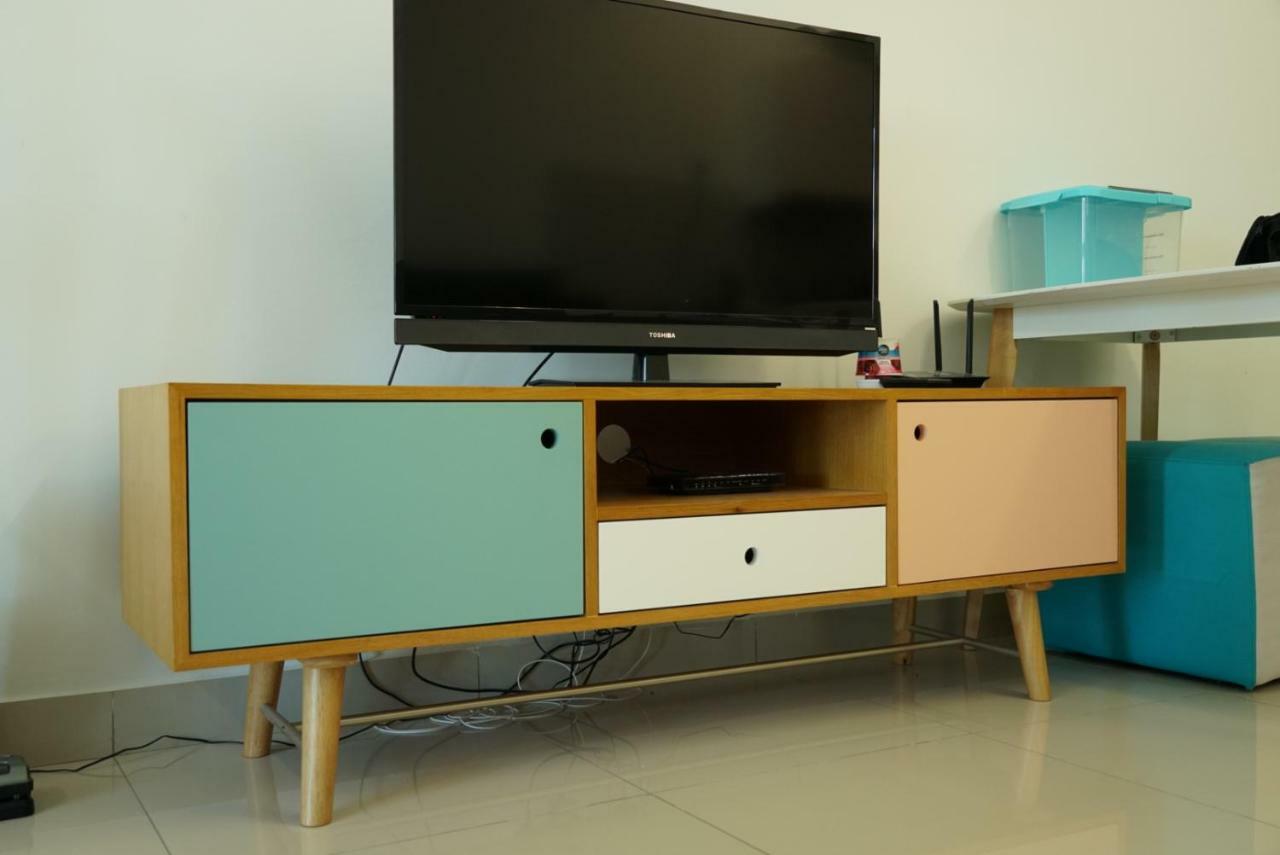 2 Carpark Gep 5 Star Hotel Bed & Sofa Studio Сері-Кембанган Екстер'єр фото
